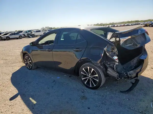 5YFBURHE0HP715296 2017 TOYOTA COROLLA - Image 2
