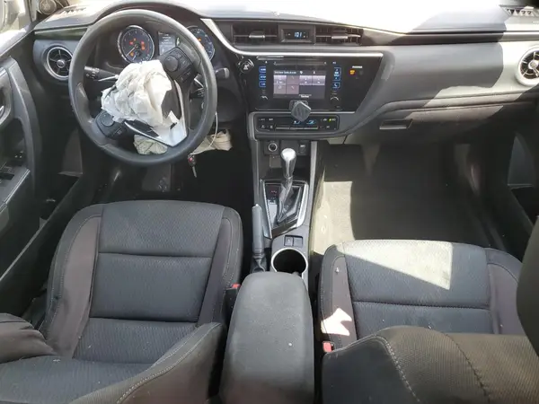 5YFBURHE0HP715606 2017 TOYOTA COROLLA - Image 8