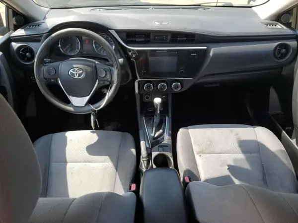 5YFBURHE0HP718098 2017 TOYOTA COROLLA - Image 8