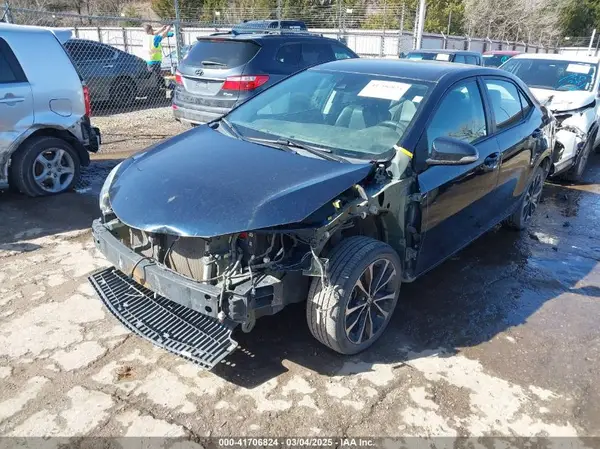 5YFBURHE0HP721258 2017 TOYOTA COROLLA - Image 2