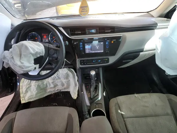 5YFBURHE0HP722183 2017 TOYOTA COROLLA - Image 8
