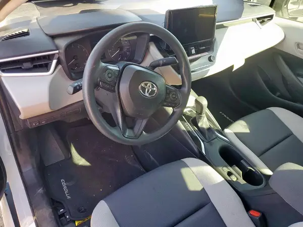 5YFBURHE0HP722409 2017 TOYOTA COROLLA - Image 8