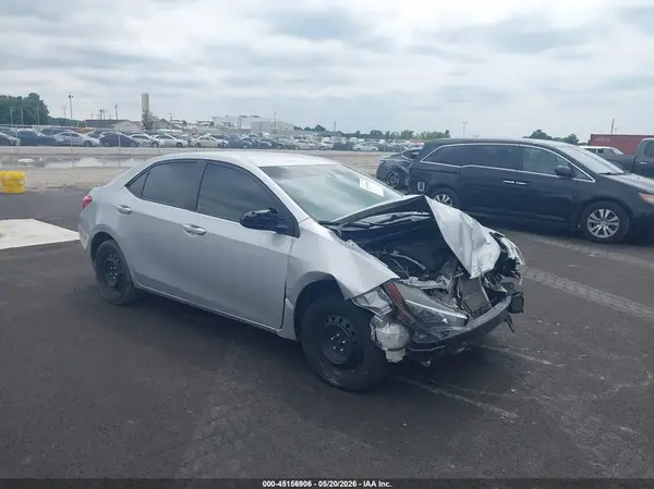5YFBURHE0HP722801 2017 TOYOTA COROLLA - Image 1