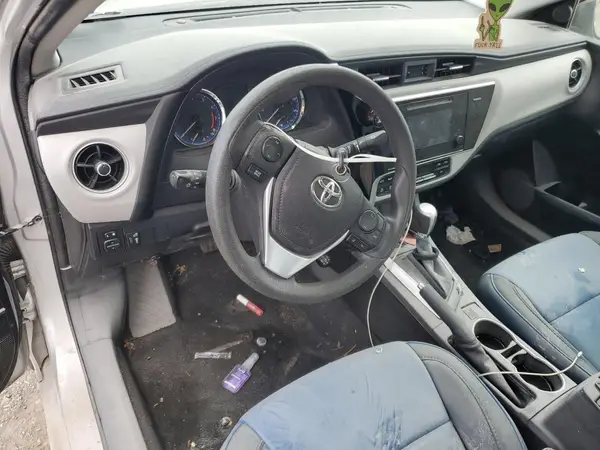 5YFBURHE0HP727688 2017 TOYOTA COROLLA - Image 8