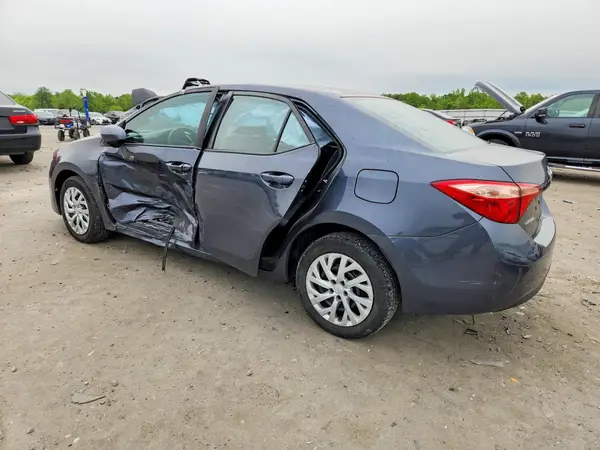5YFBURHE0HP730249 2017 TOYOTA COROLLA - Image 2
