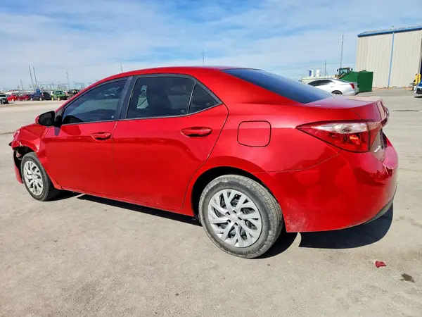 5YFBURHE0HP731756 2017 TOYOTA COROLLA - Image 2