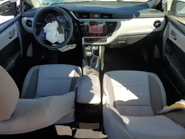 5YFBURHE0HP733054 2017 TOYOTA COROLLA - Image 8