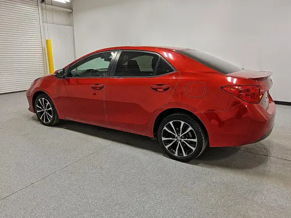 5YFBURHE0HP734446 2017 TOYOTA COROLLA - Image 2