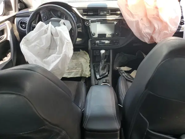 5YFBURHE0HP735564 2017 TOYOTA COROLLA - Image 8