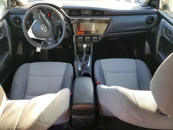 5YFBURHE0HP736956 2017 TOYOTA COROLLA - Image 8
