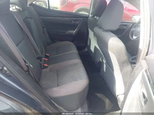 5YFBURHE0HP737833 2017 TOYOTA COROLLA - Image 8