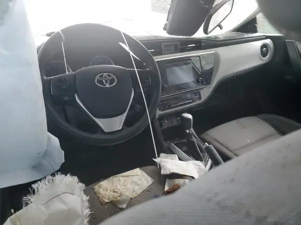 5YFBURHE0JP744450 2018 TOYOTA COROLLA - Image 8