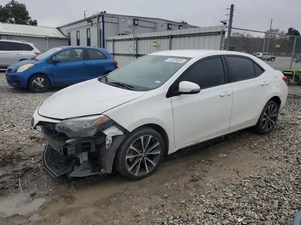 5YFBURHE0JP745503 2018 TOYOTA COROLLA - Image 1