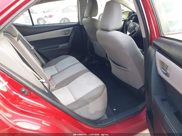 5YFBURHE0JP746618 2018 TOYOTA COROLLA - Image 8