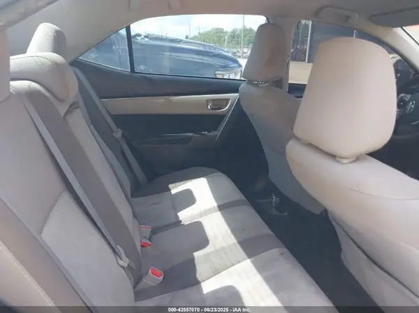 5YFBURHE0JP746750 2018 TOYOTA COROLLA - Image 8