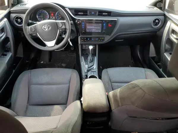 5YFBURHE0JP746845 2018 TOYOTA COROLLA - Image 8