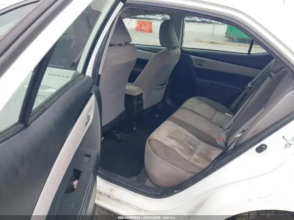 5YFBURHE0JP748403 2018 TOYOTA COROLLA - Image 8