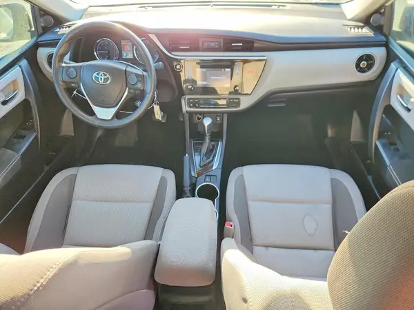 5YFBURHE0JP749826 2018 TOYOTA COROLLA - Image 8