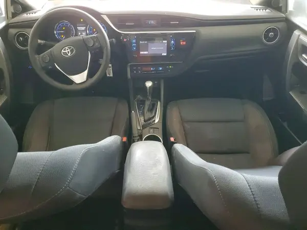 5YFBURHE0JP751561 2018 TOYOTA COROLLA - Image 8