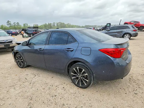 5YFBURHE0JP757778 2018 TOYOTA COROLLA - Image 2