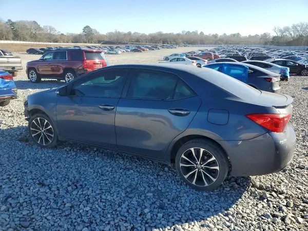 5YFBURHE0JP759921 2018 TOYOTA COROLLA - Image 2