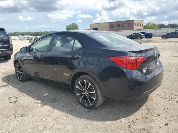 5YFBURHE0JP761538 2018 TOYOTA COROLLA - Image 2