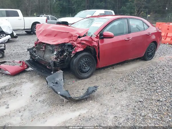 5YFBURHE0JP763130 2018 TOYOTA COROLLA - Image 2