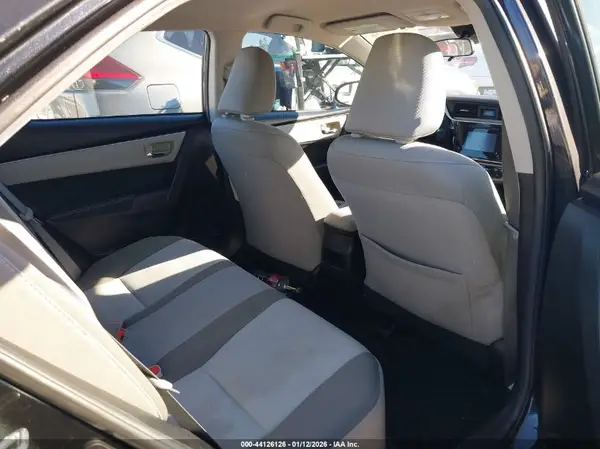 5YFBURHE0JP764925 2018 TOYOTA COROLLA - Image 8