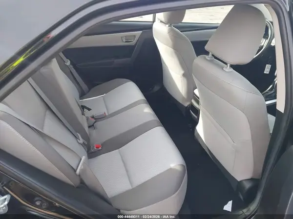 5YFBURHE0JP765573 2018 TOYOTA COROLLA - Image 8