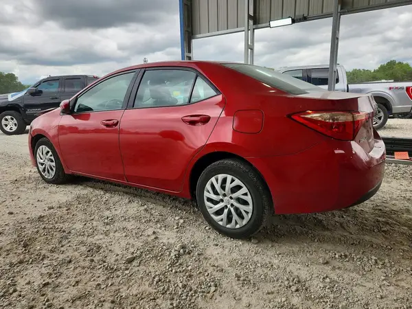 5YFBURHE0JP767601 2018 TOYOTA COROLLA - Image 2