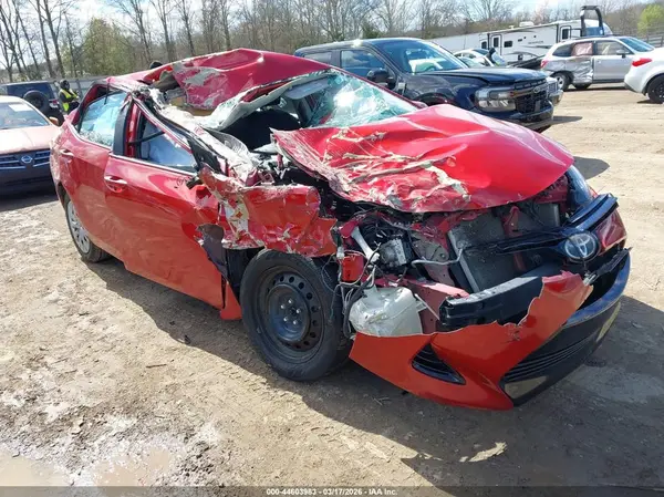 5YFBURHE0JP772216 2018 TOYOTA COROLLA - Image 1