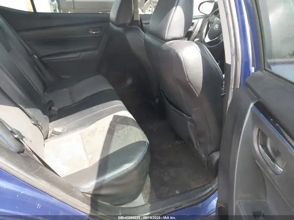 5YFBURHE0JP776069 2018 TOYOTA COROLLA - Image 8