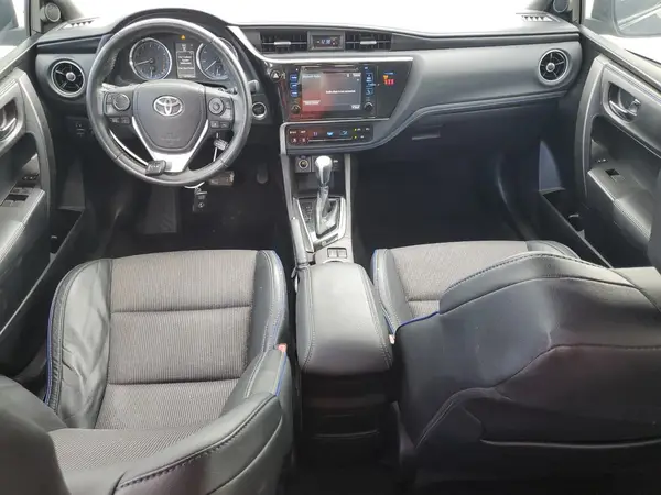 5YFBURHE0JP777500 2018 TOYOTA COROLLA - Image 8