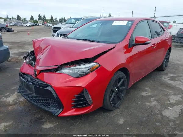 5YFBURHE0JP778792 2018 TOYOTA COROLLA - Image 2