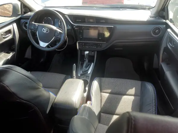 5YFBURHE0JP780140 2018 TOYOTA COROLLA - Image 8
