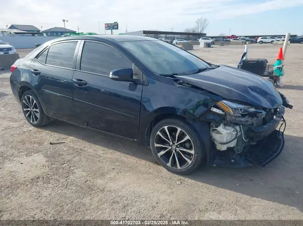 5YFBURHE0JP786505 2018 TOYOTA COROLLA - Image 1