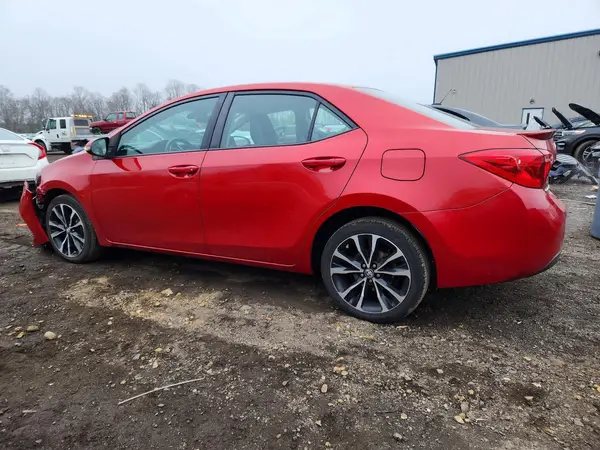5YFBURHE0JP794457 2018 TOYOTA COROLLA - Image 2