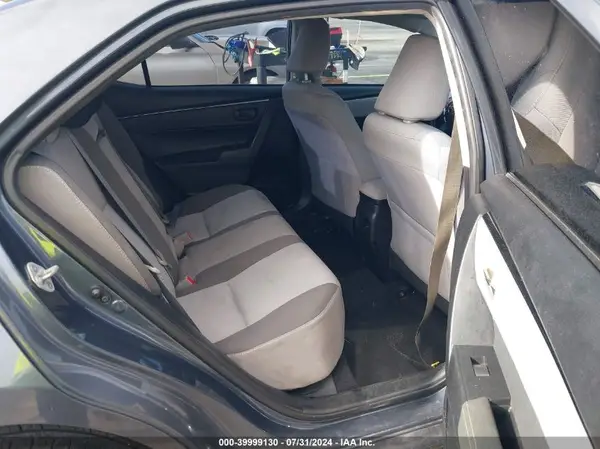 5YFBURHE0JP795219 2018 TOYOTA COROLLA - Image 8