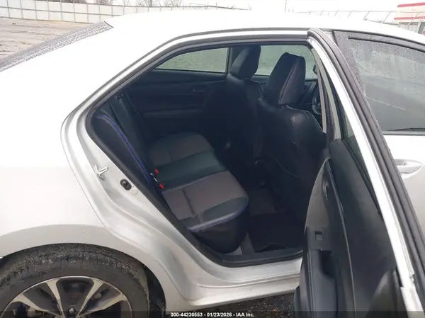 5YFBURHE0JP801374 2018 TOYOTA COROLLA - Image 8