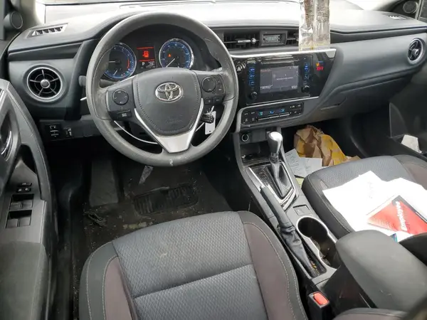5YFBURHE0JP801679 2018 TOYOTA COROLLA - Image 8