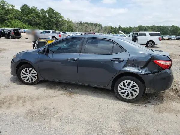 5YFBURHE0JP805344 2018 TOYOTA COROLLA - Image 2