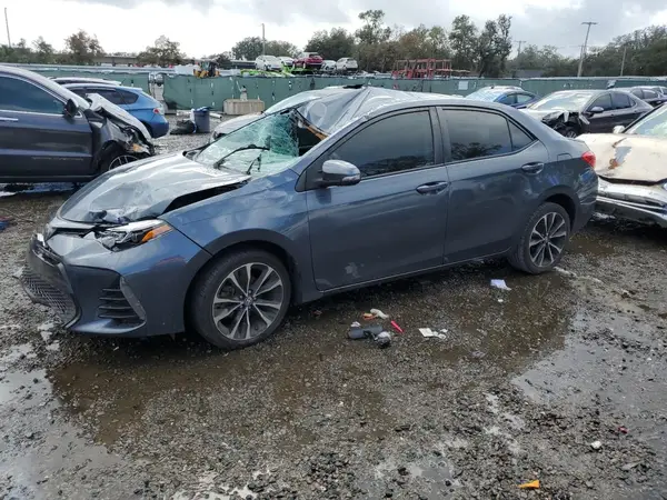5YFBURHE0JP806008 2018 TOYOTA COROLLA - Image 1