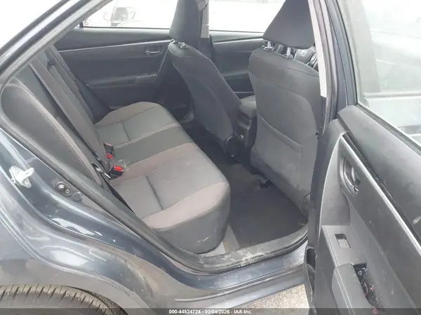 5YFBURHE0JP810494 2018 TOYOTA COROLLA - Image 8