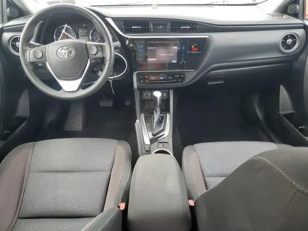 5YFBURHE0JP815873 2018 TOYOTA COROLLA - Image 8
