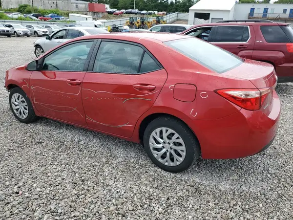 5YFBURHE0JP818269 2018 TOYOTA COROLLA - Image 2