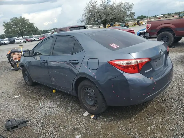 5YFBURHE0JP819552 2018 TOYOTA COROLLA - Image 2