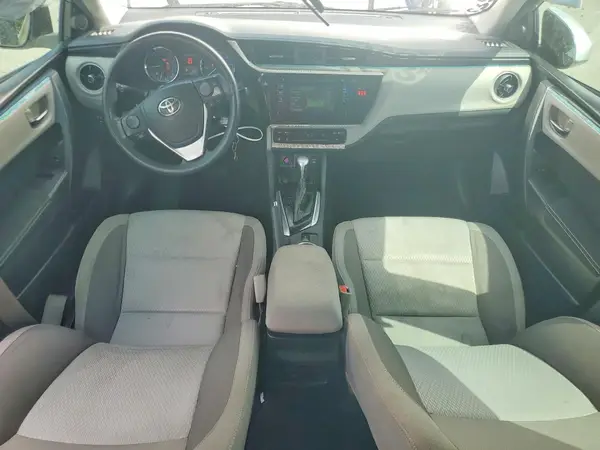5YFBURHE0JP821074 2018 TOYOTA COROLLA - Image 8