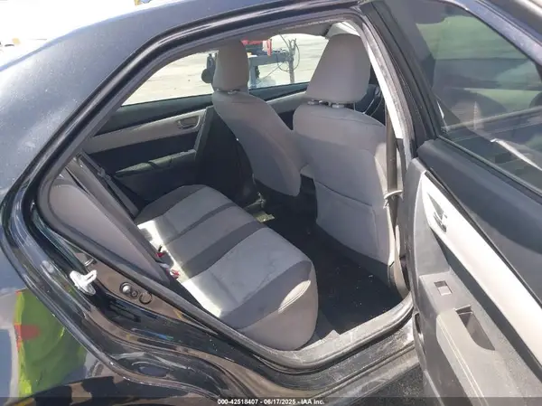 5YFBURHE0JP823312 2018 TOYOTA COROLLA - Image 8