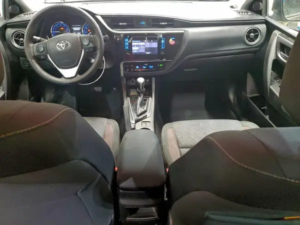 5YFBURHE0JP824069 2018 TOYOTA COROLLA - Image 8