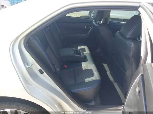 5YFBURHE0JP827117 2018 TOYOTA COROLLA - Image 8